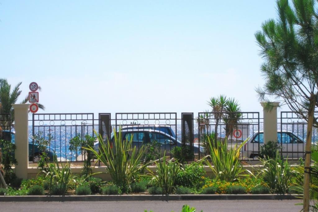 Royal Palm Appt 27e Apartment *